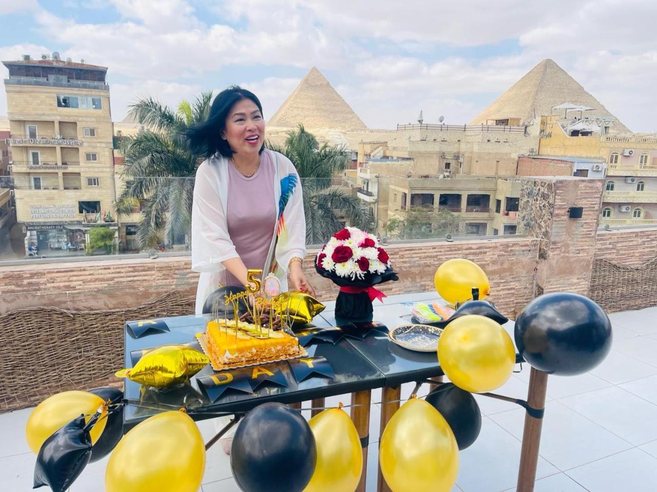 Pyramids Express View Hotel Kafret el-Gabal Extérieur photo