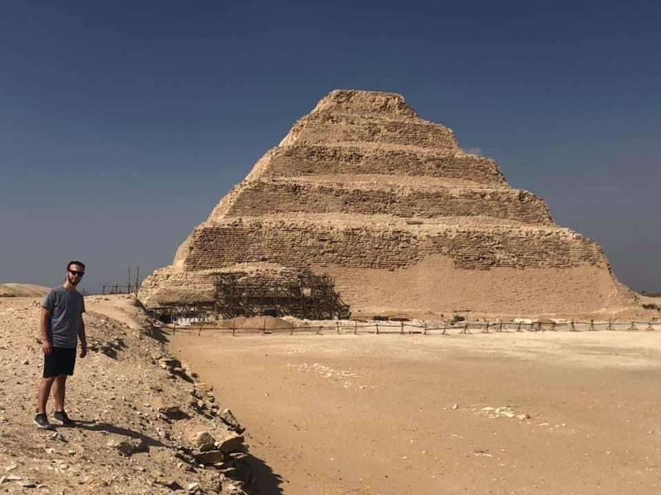Pyramids Express View Hotel Kafret el-Gabal Extérieur photo