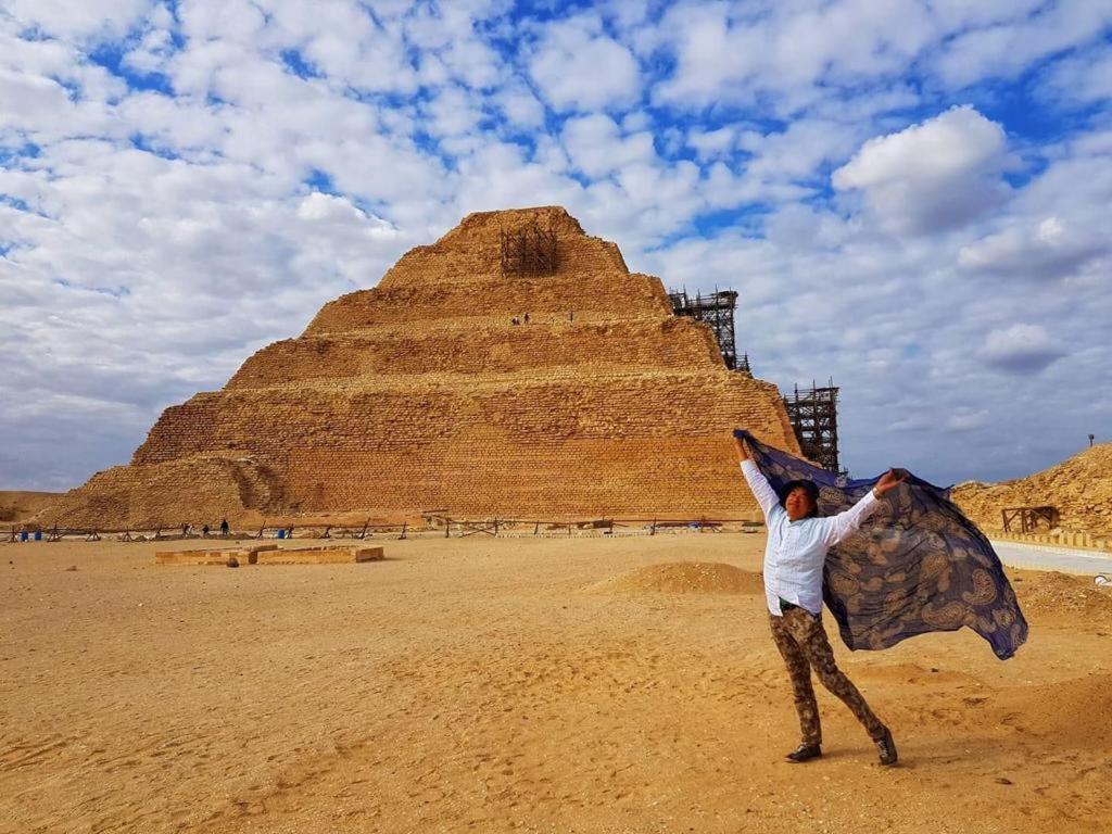Pyramids Express View Hotel Kafret el-Gabal Extérieur photo